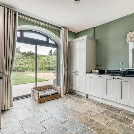 בית נופש Dexter Ravensworth